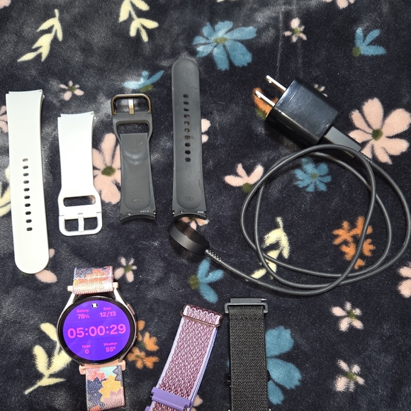 Samsung Galaxy Watch 6 44mm Silver BT - Picture 2 of 8